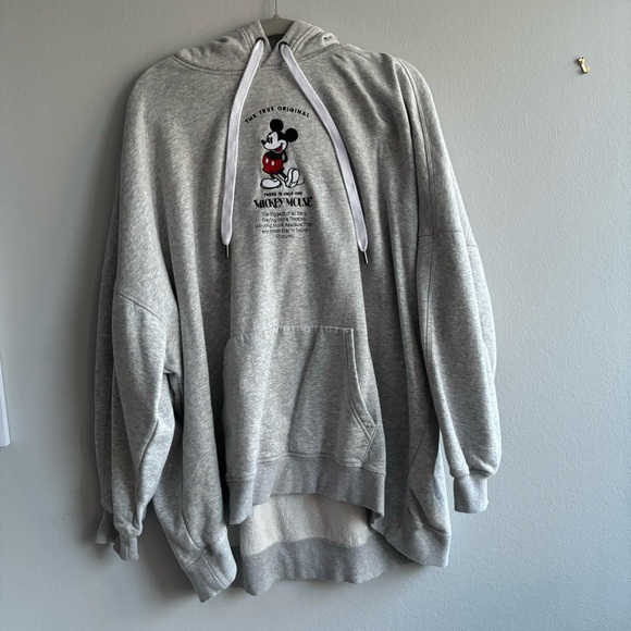 Disney Tops - 🩶Disney H&M Mickey Mouse Hoodie